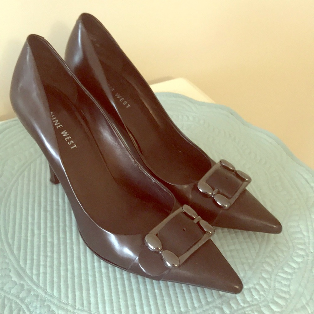 Dark brown Nine West Heels